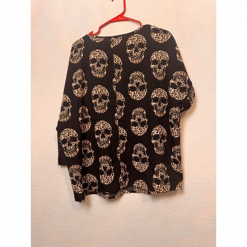 Black Skull Print Women's Blouse